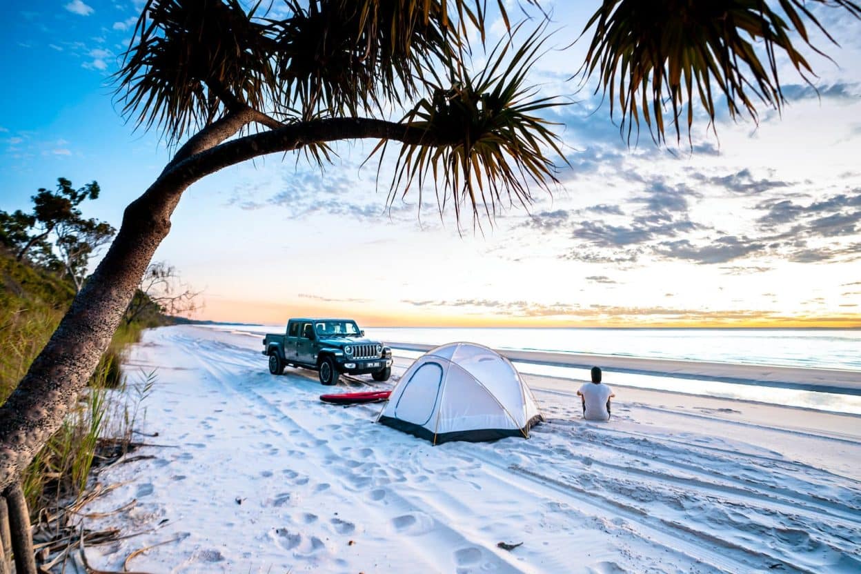 Camping K'gari. Credit-Tourism and Events Queensland