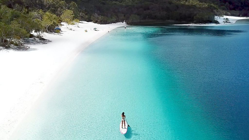 Lake McKenzie. Credit-Tourism and Events Queensland