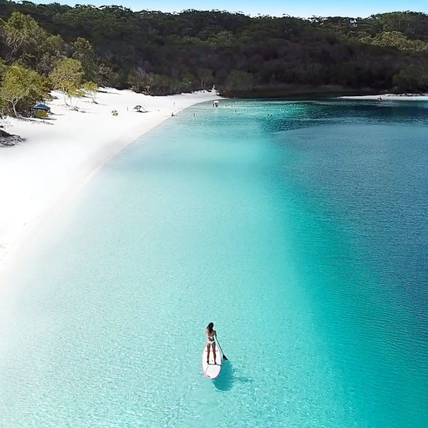 Lake McKenzie. Credit-Tourism and Events Queensland