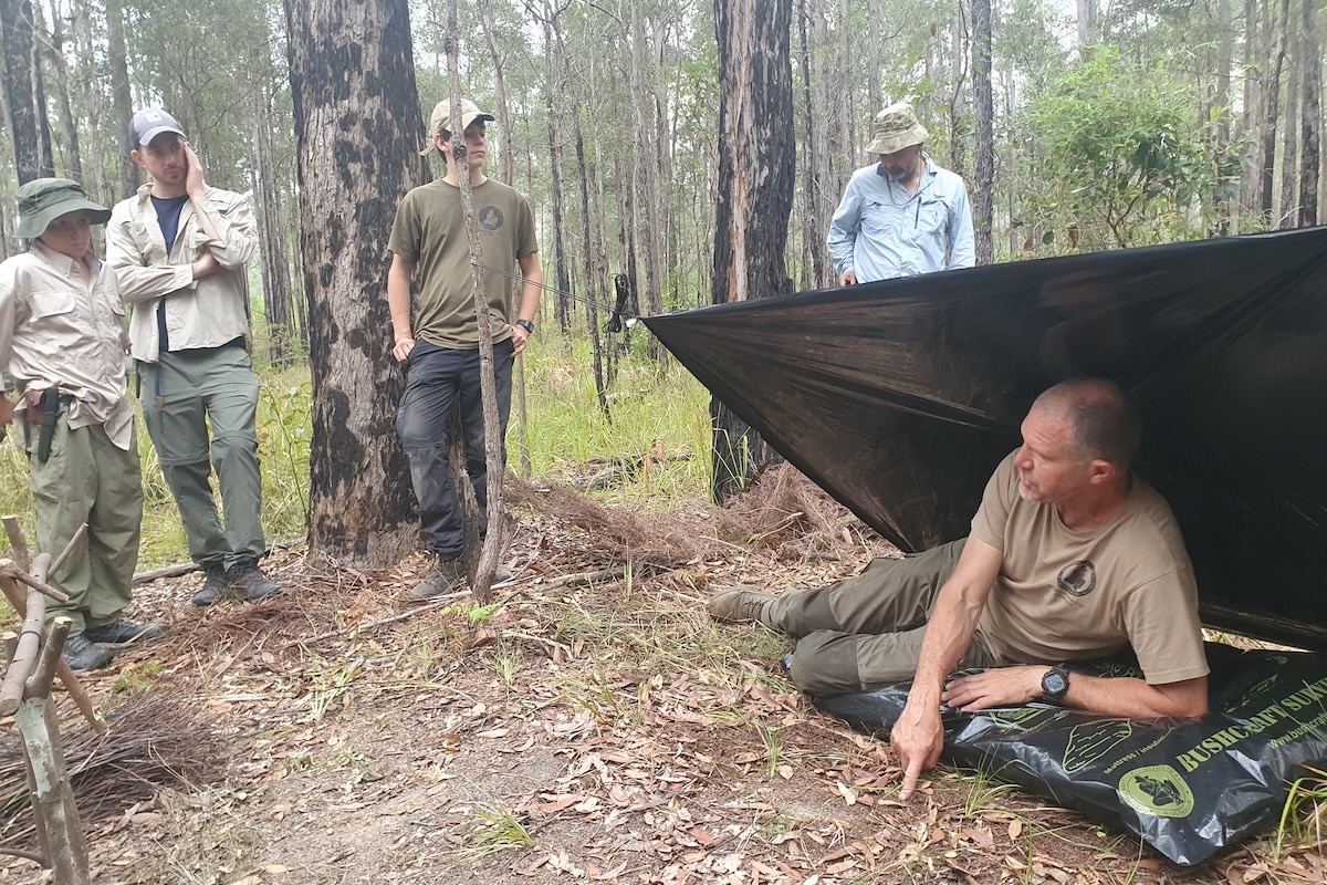 Bushcraft Survival Australia - lesson in building an emergency shelter